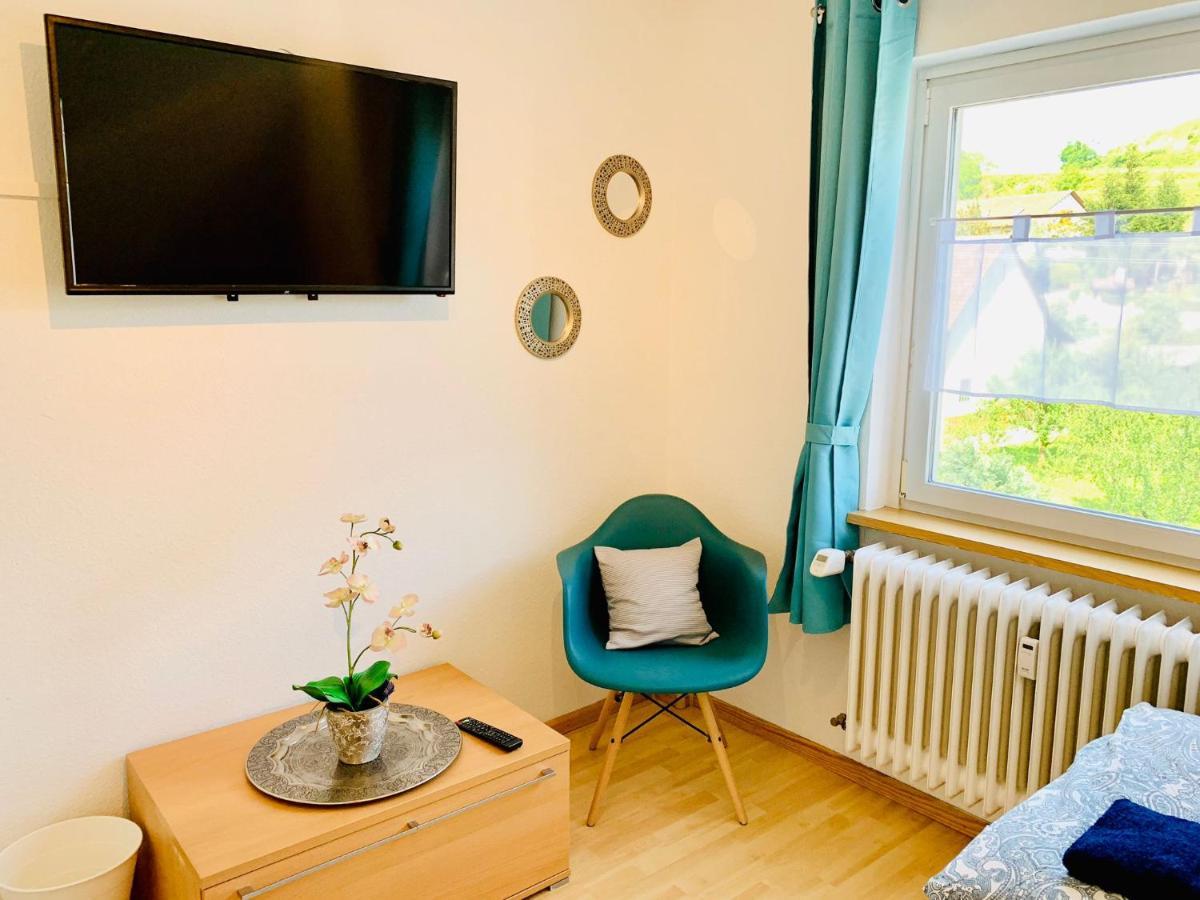 Ferienwohnung Liesel - Kuche, Bad, Wlan, 3 Schlafzimmer, Parkplatz Malterdingen Ngoại thất bức ảnh